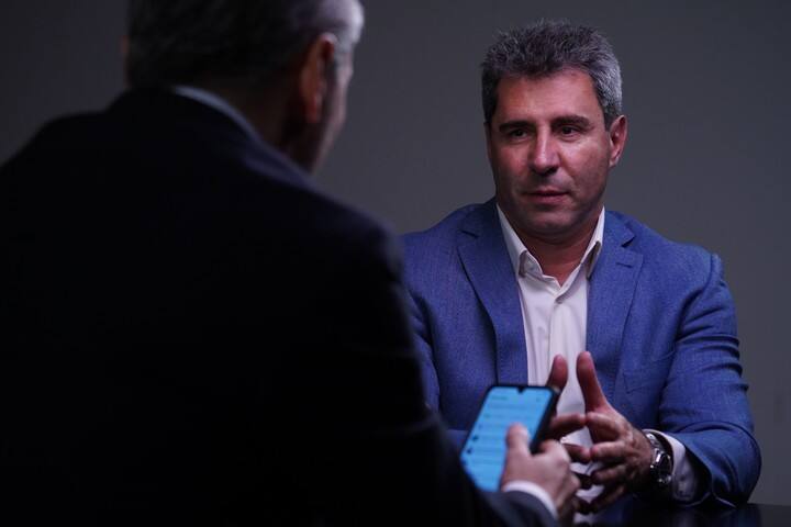 La entrevista con Sergio Uñac. Foto: Ariel Grinberg.