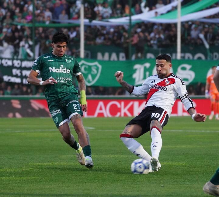 Otamendi en acción en Junín.
Foto: Marcelo Carroll.