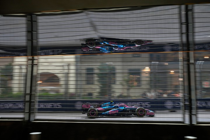 El Alpine de Franco Colapinto durante la clasificación para la Sprint del GP de Singapur.
(AP).