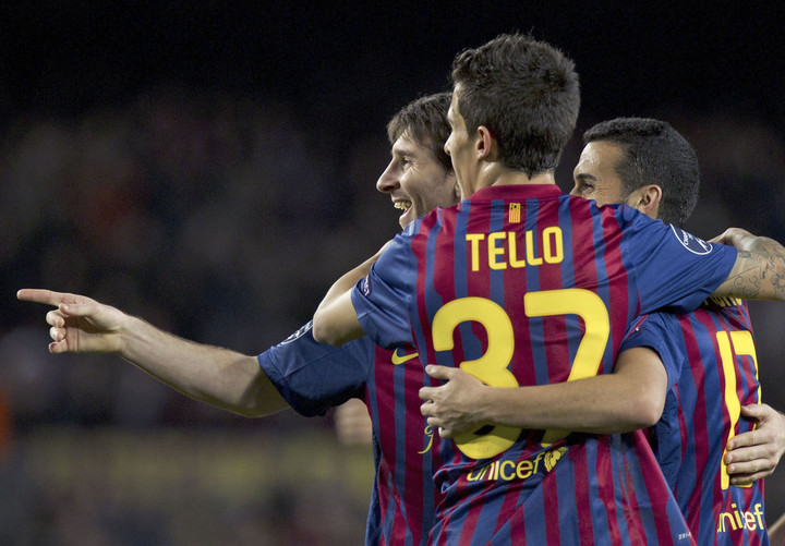 Cristian Tello, con Messi en aquel Barcelona. (EFE)