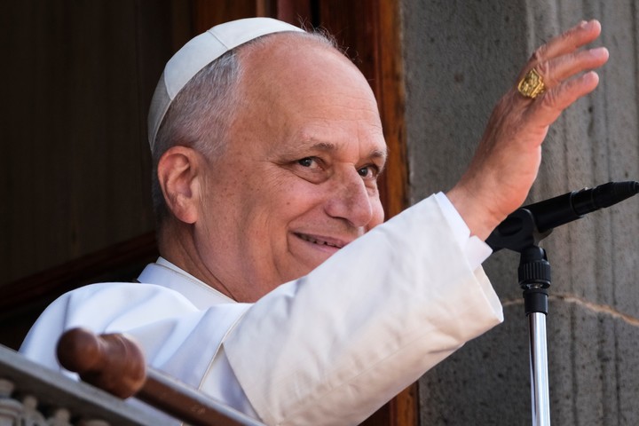 El papa León XIV será operado para extirpar un nódulo en uno de sus pulmones. Foto. EFE/ Alberto Valdés