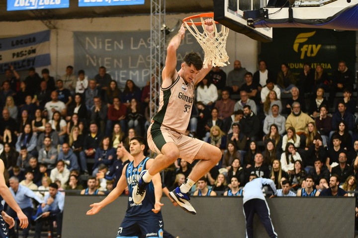 Gimnasia venció a Racing de Chivilcoy en la Liga Nacional. (Prensa LNB)