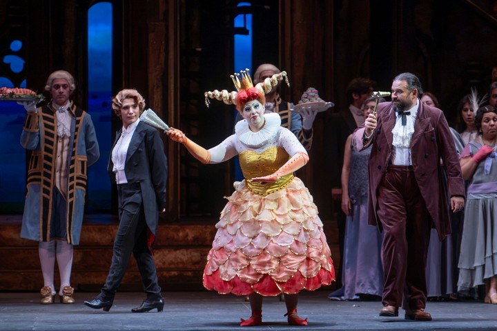 Los cuentos de Hoffmann volvió al escenario porteño siete años después de su última presentación, con la ópera de Jacques Offenbach. Fotos: Juanjo Bruzza.