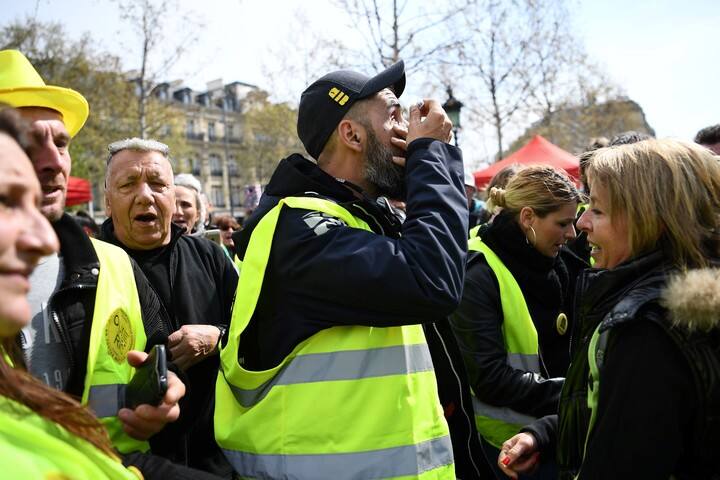 Marcha de Chalecos Amarillos en París. Foto: Anne-Christine POUJOULAT / AFP
