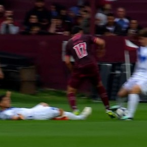 La jugada de Lanús vs. Vélez que el VAR no llamó a revisar: ¿era roja?