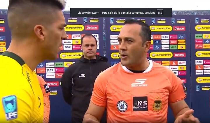 Fernando Espinoza les preguntó a los capitanes si querían farmear aura (Foto: SportsCenter).