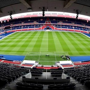 Paris Saint Germain ofrece productos de higiene menstrual en el Parque de los Príncipes