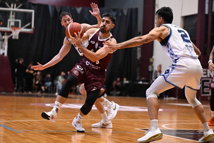 Lanus hizo un gran partido y tuvo premio. (Prensa LNB)