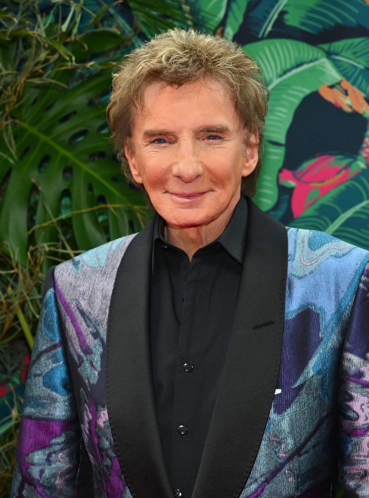 Barry Manilow alcanzó la fama en los años '70 con éxitos como "Mandy", "Copacabana" y "Can't Smile Without You".