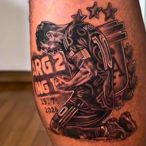 El increíble tatuaje de Messi que se hizo un integrante de la Scaloneta