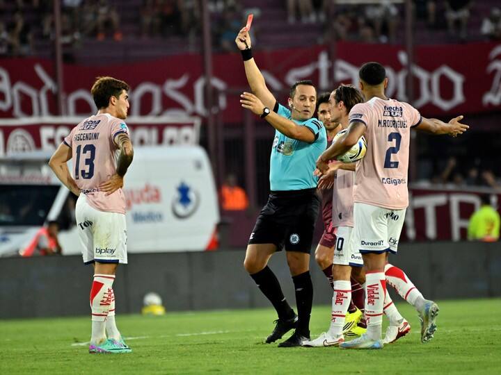 Fernando Espinoza vuelve a dirigir.
