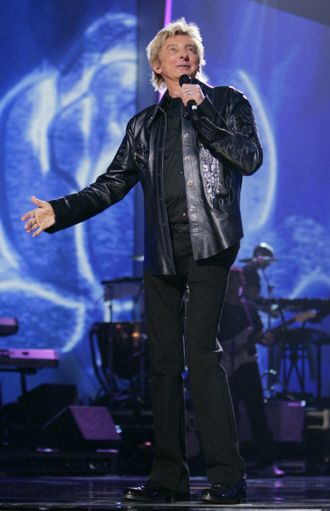 A fines de 2025, Barry Manilow recibió un diagnóstico de cáncer de pulmón.