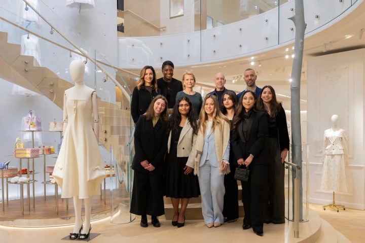 En la sede de Dior, con el resto de las premiadas en Dream for a Change.