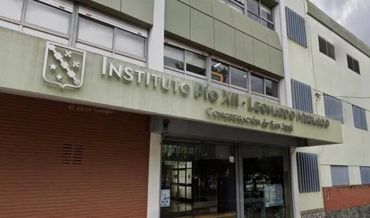 El colegio de Villa Bosch en el que alumnas denunciaron que compañeros crearon fotos de ellas desnudas con inteligencia artificial.