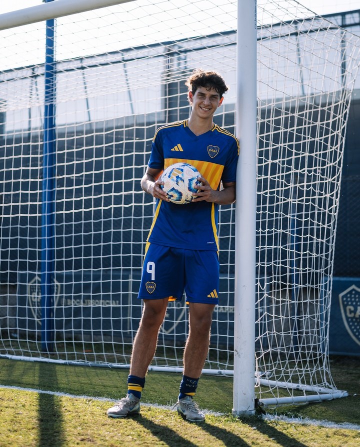 Joaquín Piñeyro, delantero de la Reserva de Boca.