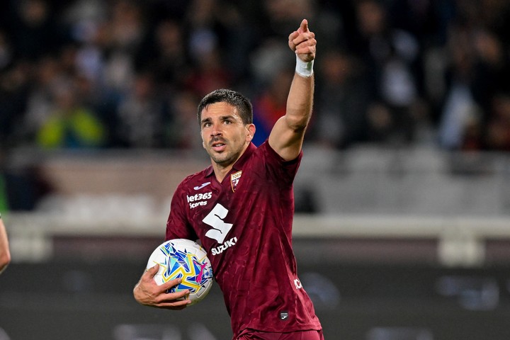 Giovanni Simeone en Torino (AP).