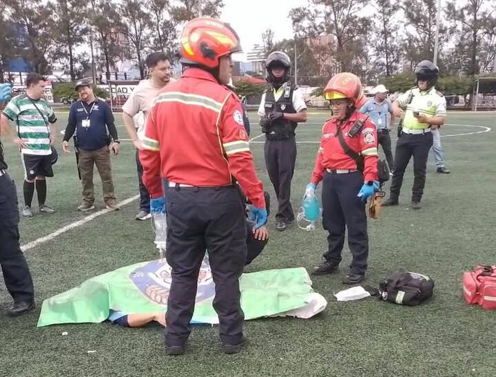 Bomberos de Guatemala en emergencia tras el asesinato del abogado y exfiscal anticorrupción Juan Francisco Solórzano Foppa. Foto EFE/ Bomberos Municipales De Guatemala