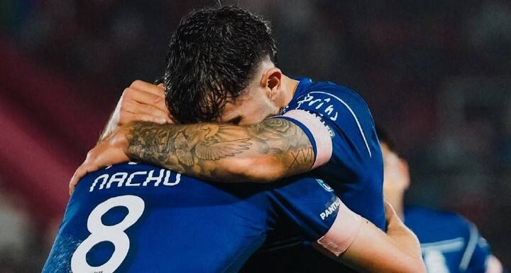 El festejo de Nacho (prensa Gimnasia).