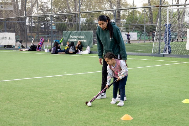 Nara Flores es coordinadora de Deporte Social en la Secretaría de Deportes de San Isidro.